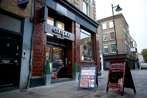 Salon photo, Barbican
