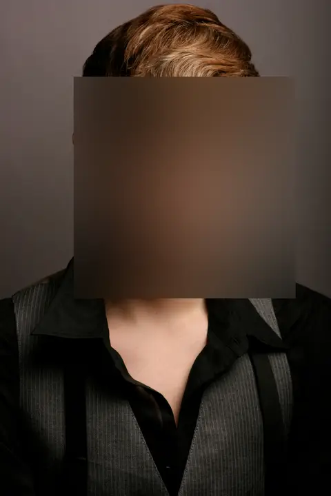 Shoot photo, 2007, faces blurred