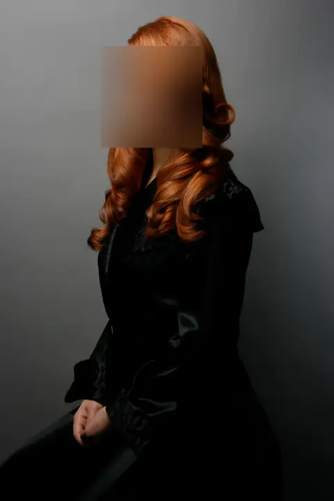 Shoot photo, 2007, faces blurred